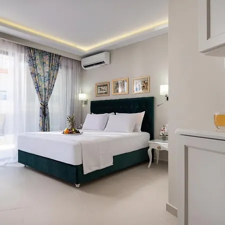 Light Blue Hotel apartamentowy 4*