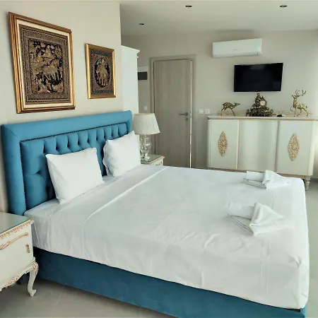 Hotel apartamentowy Light Blue 4*