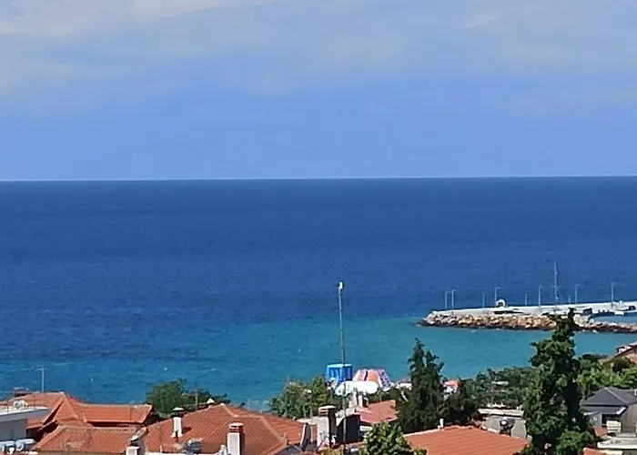 Light Blue 4* Nea Kallikrateia