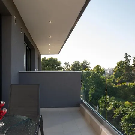 Ξενοδοχείο με διαμερίσματα Light Blue 4*