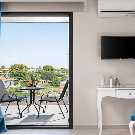 Light Blue Apart Otel Nea Kallikrateia