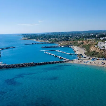 Light Blue Ξενοδοχείο με διαμερίσματα Nea Kallikrateia