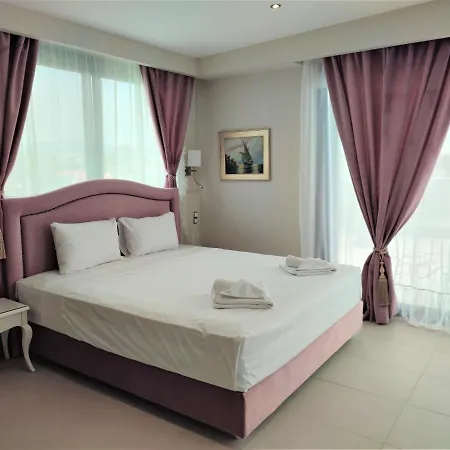 Aparthotel Light Blue Nea Kallikrateia